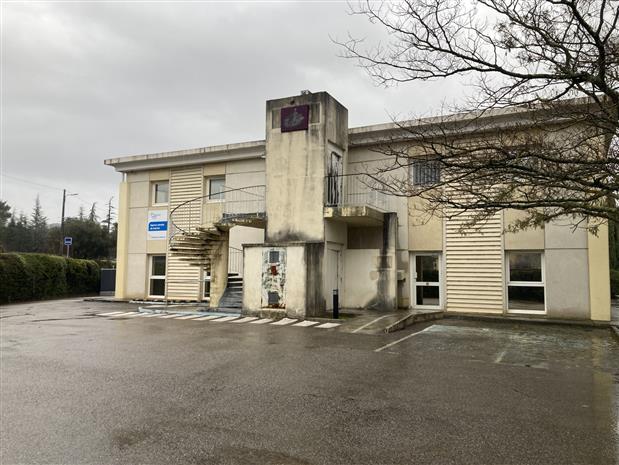 Bureau Location 83170 BRIGNOLES