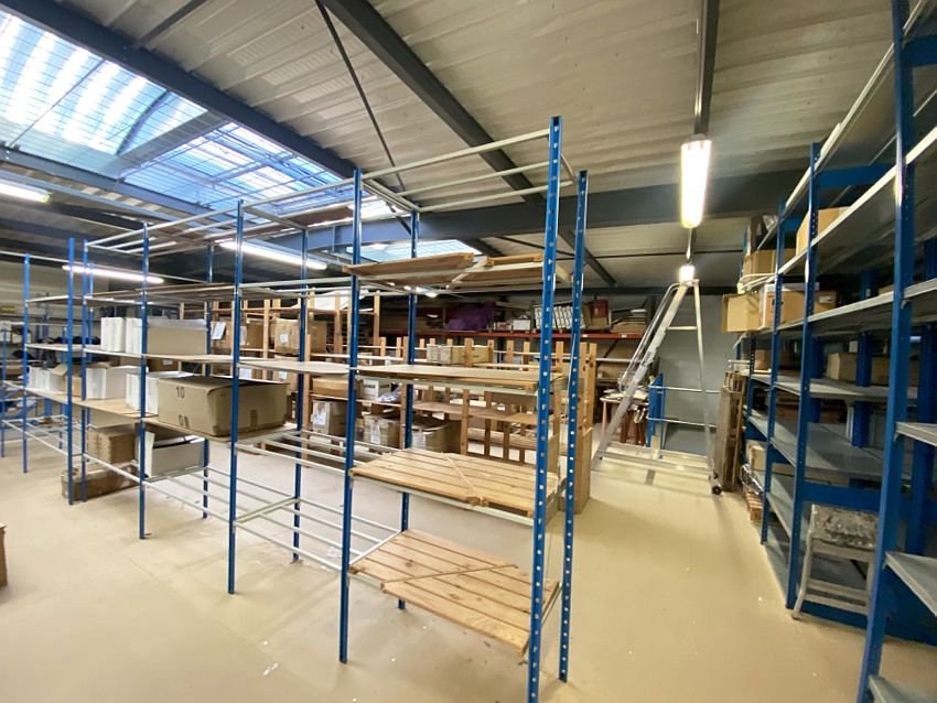 Local d'activités Location 78114 MAGNY LES HAMEAUX