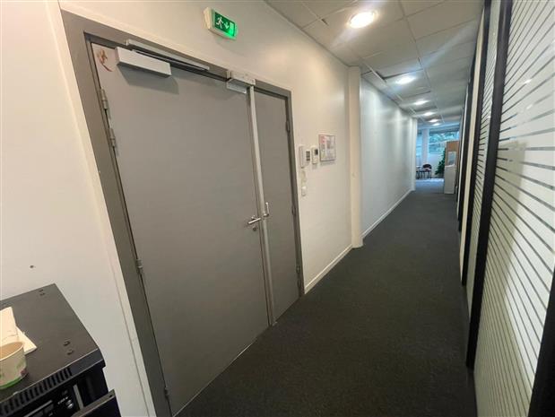 Bureau Location 33300 BORDEAUX 1 PLACE RAVEZIES