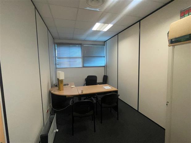 Bureau Location 33300 BORDEAUX 1 PLACE RAVEZIES