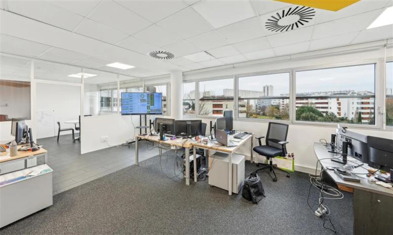 Bureau Location 33300 BORDEAUX 2 PLACE RAVEZIES