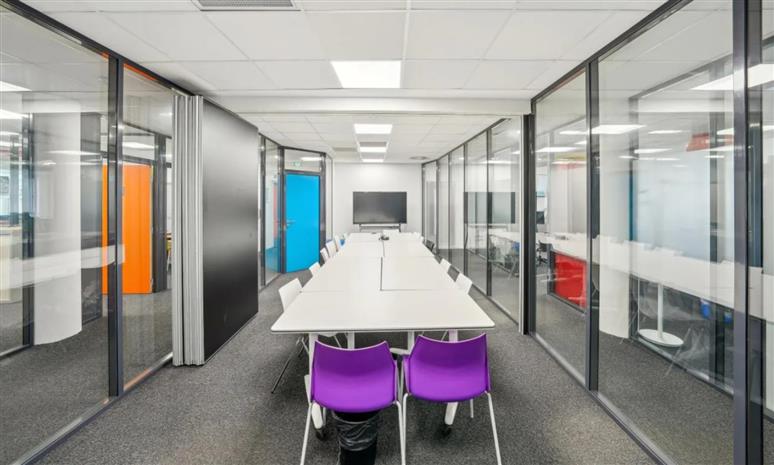 Bureau Location 33300 BORDEAUX 2 PLACE RAVEZIES