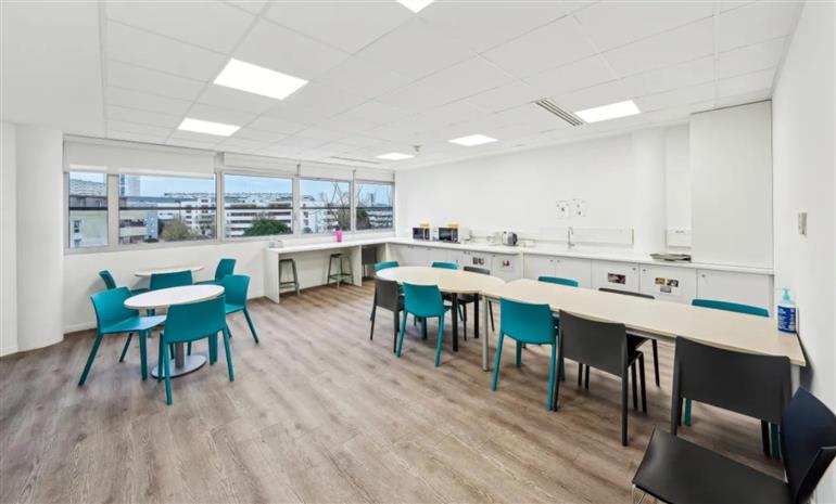 Bureau Location 33300 BORDEAUX 2 PLACE RAVEZIES