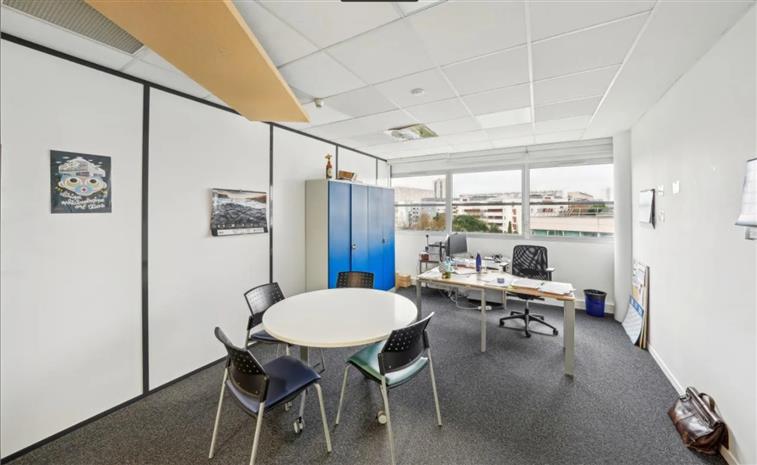 Bureau Location 33300 BORDEAUX 2 PLACE RAVEZIES