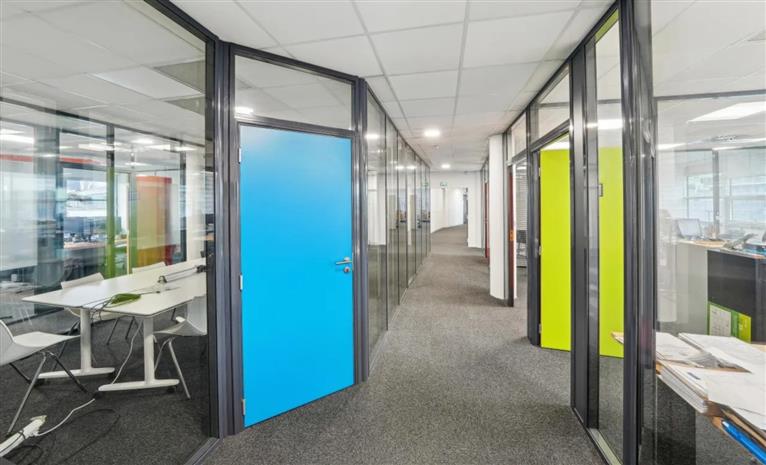 Bureau Location 33300 BORDEAUX 2 PLACE RAVEZIES