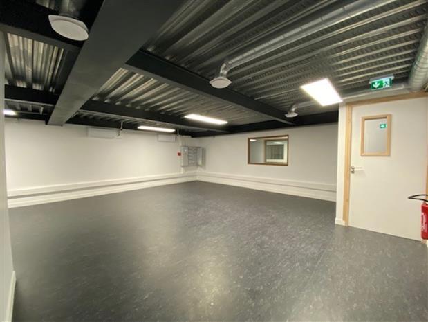 Local d'activités Location 75012 PARIS