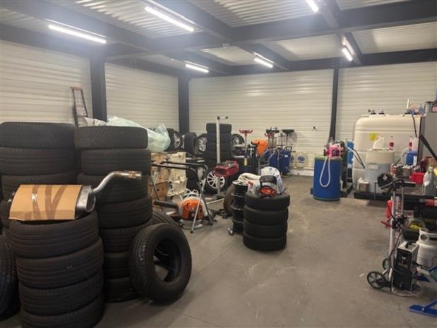 Local d'activités Vente/Location 91630 AVRAINVILLE