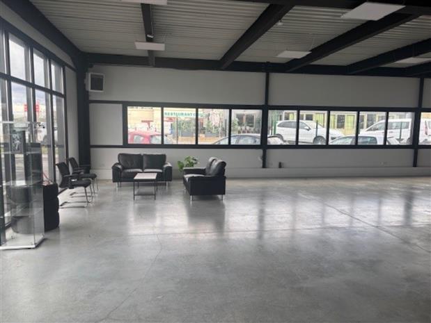 Local d'activités Vente/Location 91630 AVRAINVILLE