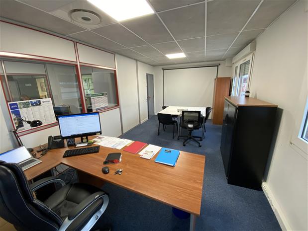 Bureau Location 59273 FRETIN