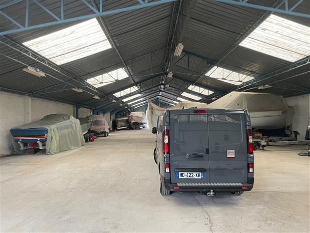 Local d'activités Location 06200 NICE