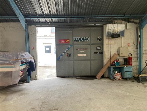 Local d'activités Location 06200 NICE