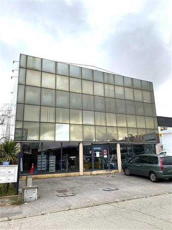 Chargement de l'image...