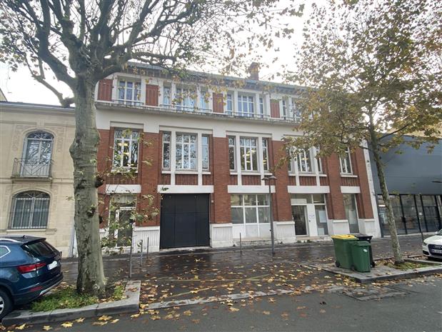 Chargement de l'image...