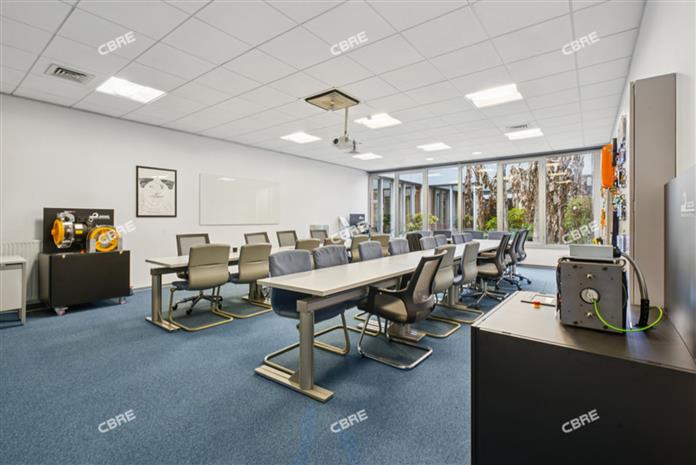 Entrepôt / Local d'activités Vente/Location 91090 LISSES