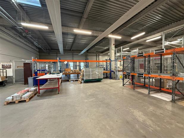 Entrepôt / Local d'activités Location 33100 BORDEAUX