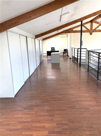 Bureau Location 31140 AUCAMVILLE