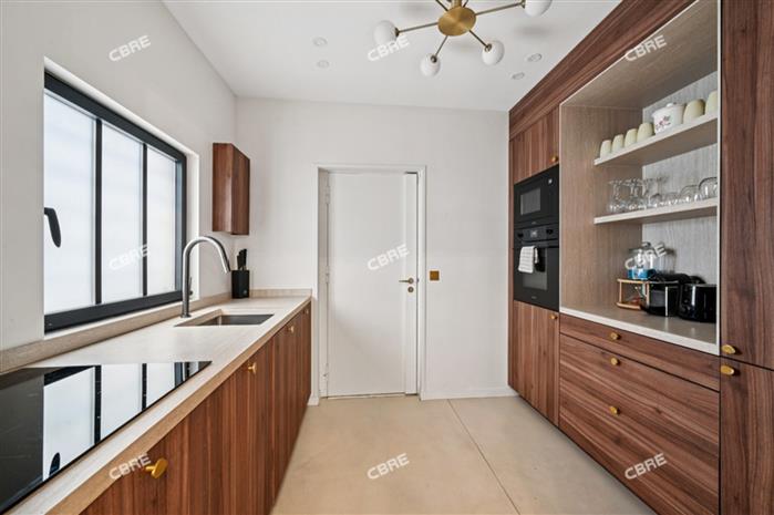 Bureau Location 75018 PARIS