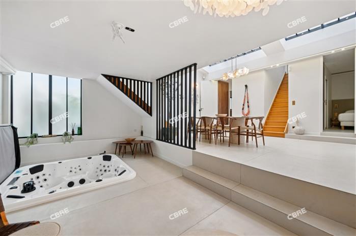 Bureau Location 75018 PARIS