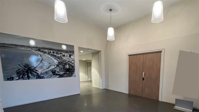 Bureau Location 06200 NICE
