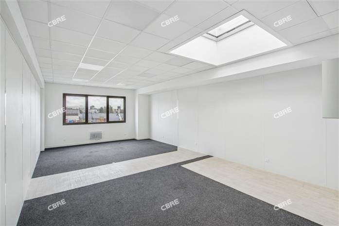 Bureau Location 92390 VILLENEUVE LA GARENNE 60 RUE DE LA BONGARDE