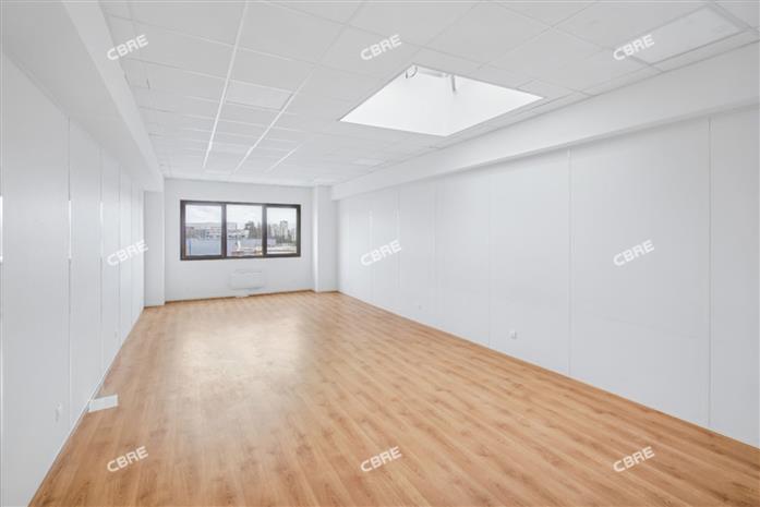 Bureau Location 92390 VILLENEUVE LA GARENNE 60 RUE DE LA BONGARDE