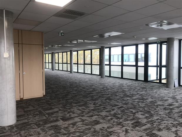 Bureau Location 69100 VILLEURBANNE 13 AVENUE ALBERT EINSTEIN