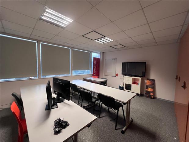 Bureau Location 33700 MERIGNAC 15BIS ALLEE JAMES WATT