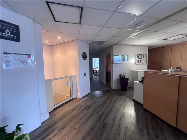 Bureau Location 33700 MERIGNAC 15BIS ALLEE JAMES WATT