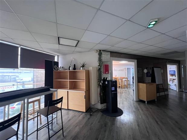 Bureau Location 33700 MERIGNAC 15BIS ALLEE JAMES WATT