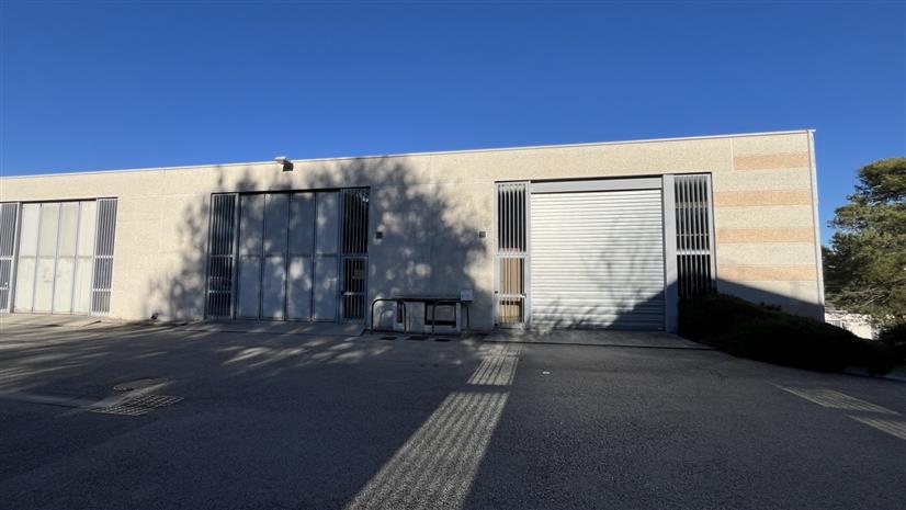 Local d'activités Location 06600 ANTIBES 165 RUE DES CISTES