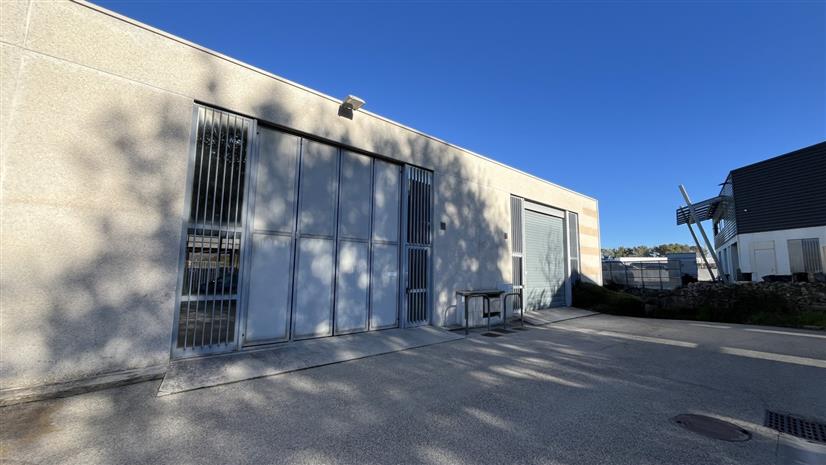 Local d'activités Location 06600 ANTIBES 165 RUE DES CISTES