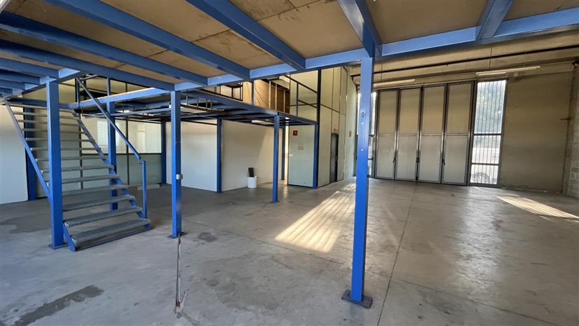 Local d'activités Location 06600 ANTIBES 165 RUE DES CISTES