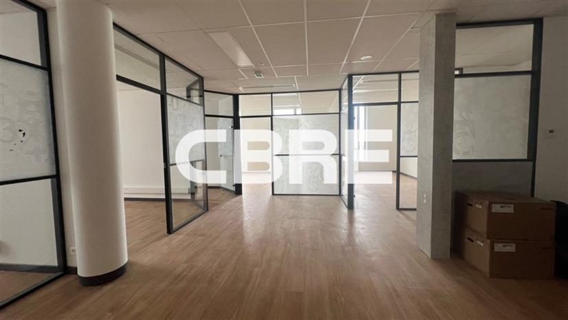 Bureau Location 06200 NICE