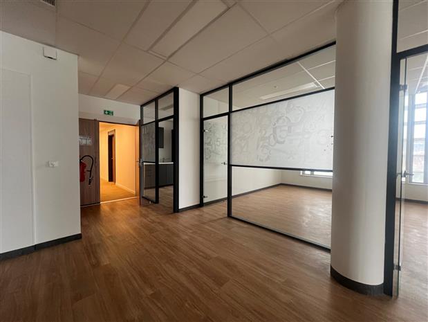 Bureau Location 06200 NICE