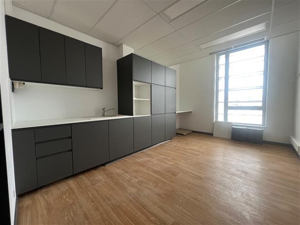 Bureau Location 06200 NICE