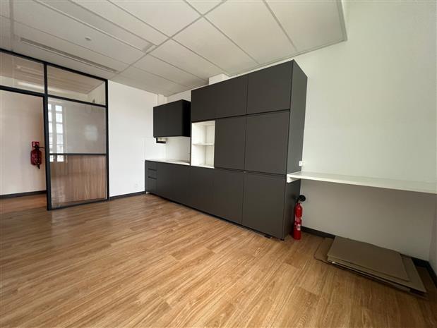 Bureau Location 06200 NICE