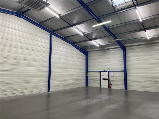 Local d'activités Location 33130 BEGLES