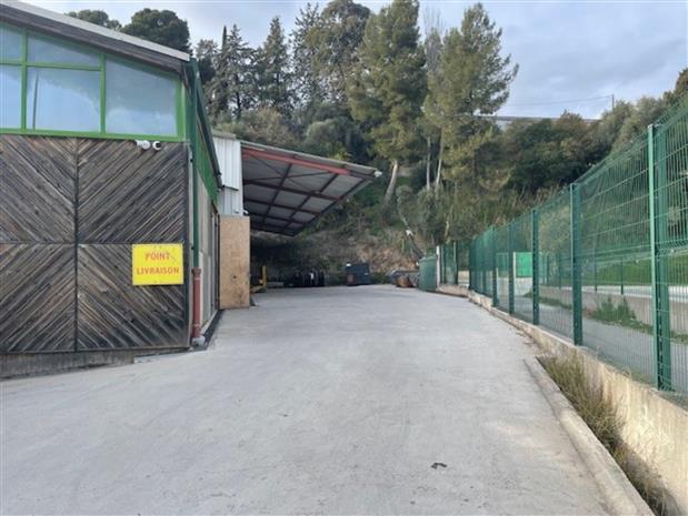 Local d'activités Location 06510 CARROS