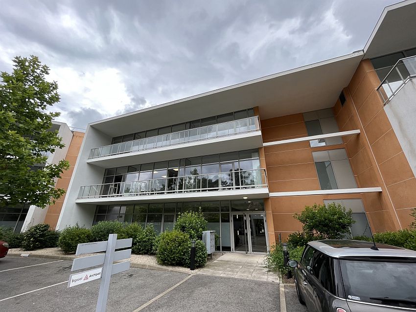 Bureau Location 06560 VALBONNE