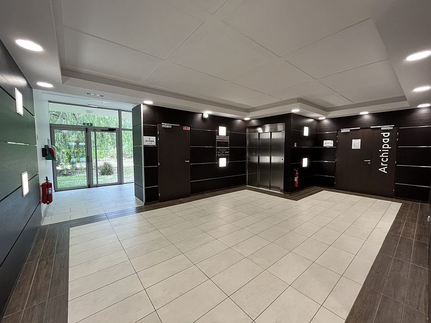 Bureau Location 06560 VALBONNE