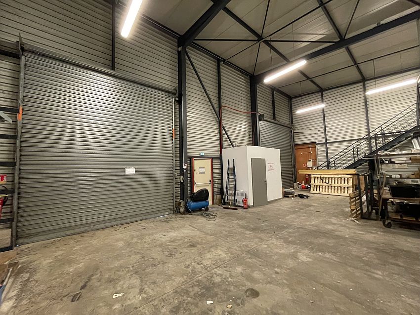 Local d'activités Location 34670 BAILLARGUES