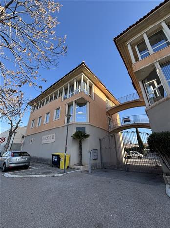 Chargement de l'image...