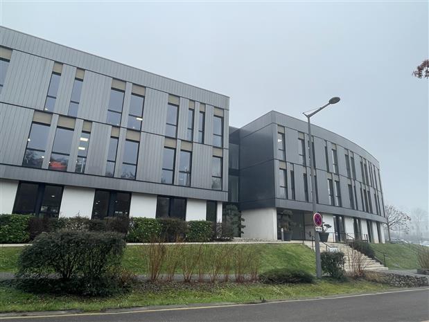 Bureau Vente/Location 69760 LIMONEST