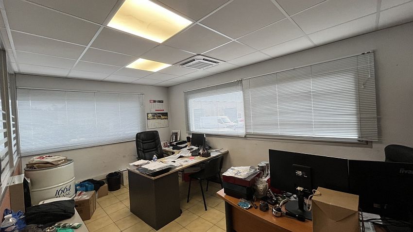 Local d'activités Location 06600 ANTIBES