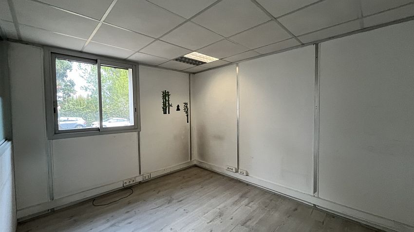 Local d'activités Location 06600 ANTIBES