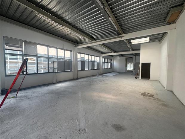 Local d'activités Location 92000 NANTERRE
