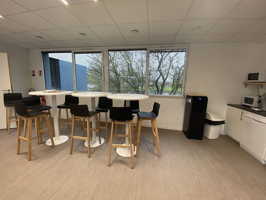 Bureau Location 35170 BRUZ 7 RUE DES COURTILLONS