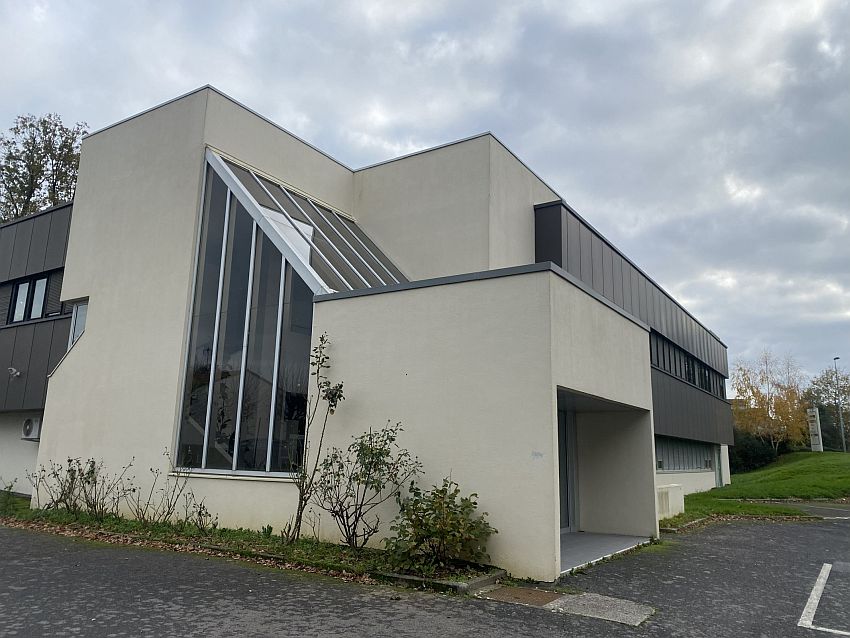 Bureau Vente 85000 LA ROCHE SUR YON 14 RUE MONTESQUIEU