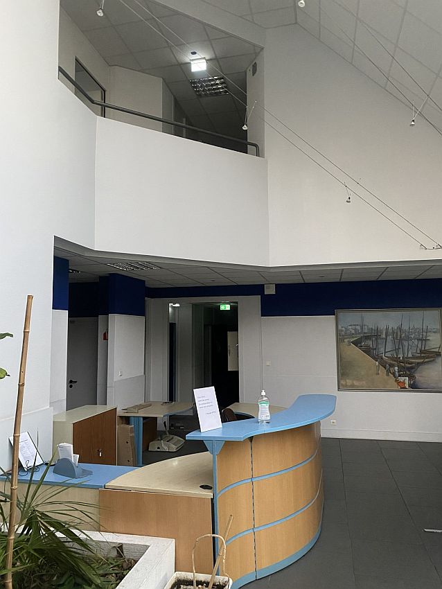 Bureau Vente 85000 LA ROCHE SUR YON 14 RUE MONTESQUIEU