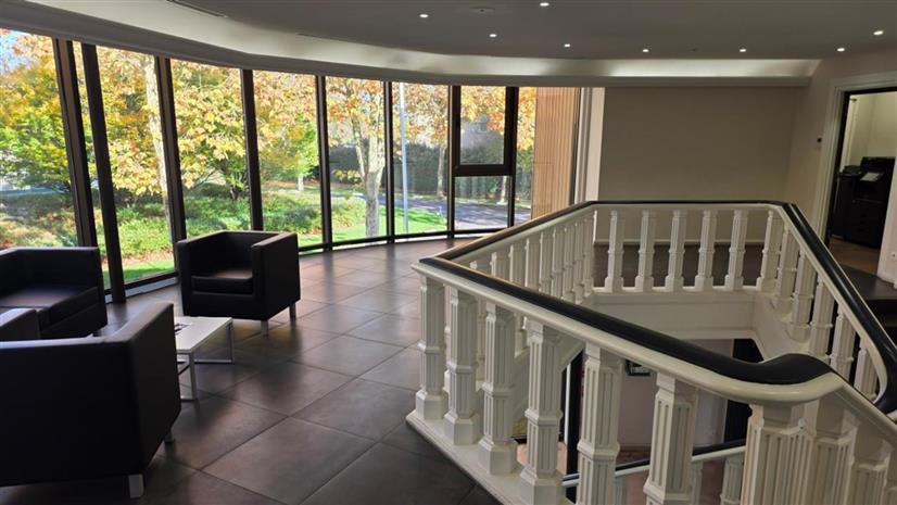 Local d'activités Location 77090 COLLEGIEN